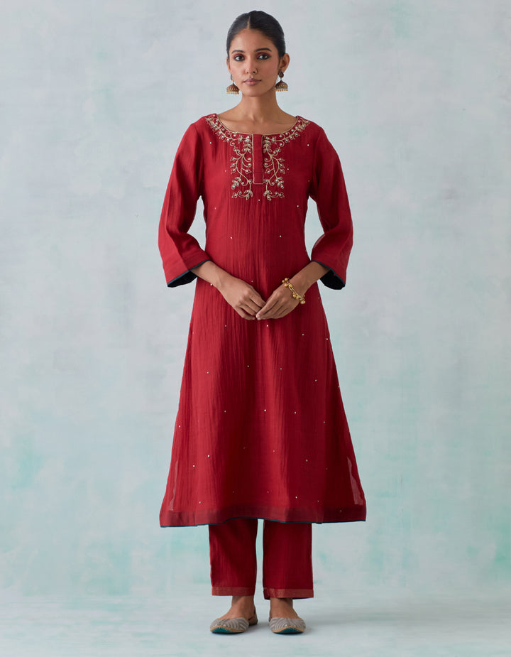 Maroon embroidered chanderi  kurta with cotton pants - Set of 2