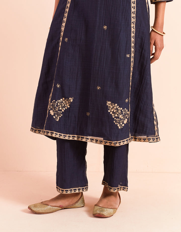 Blue block printed soft chanderi kurta with pants - Set of 2