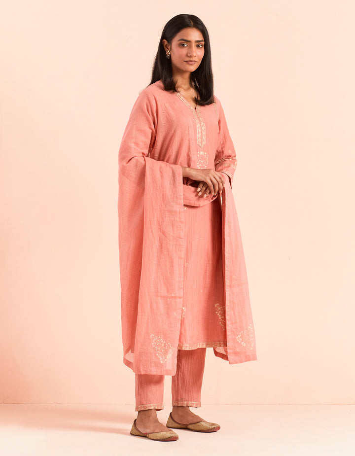 Peach block printed soft chanderi kurta with pants and dupatta- Set of 3