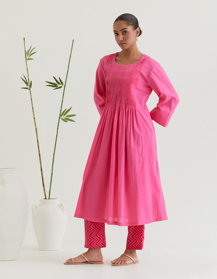 Pink pintuck cotton kurta