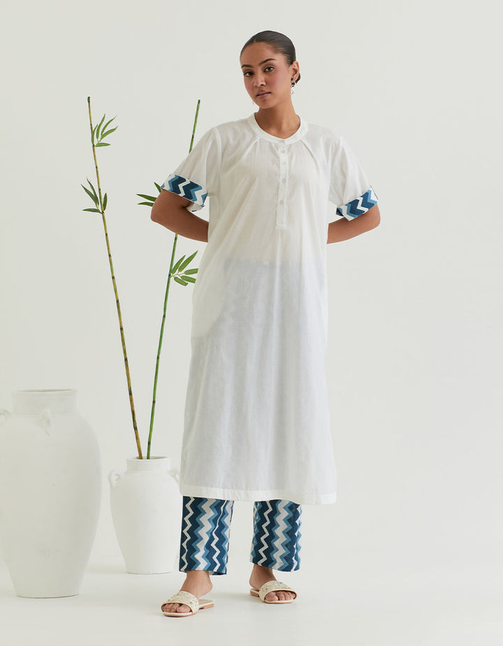 White cotton kurta with pants - Set of 2