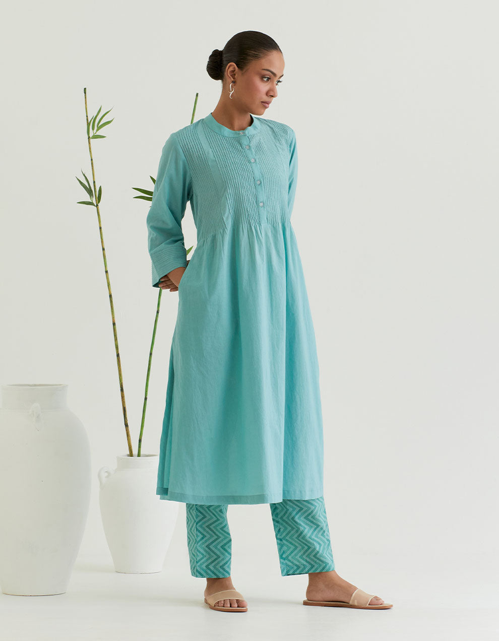 Green cotton kurta with pants - Set of 2