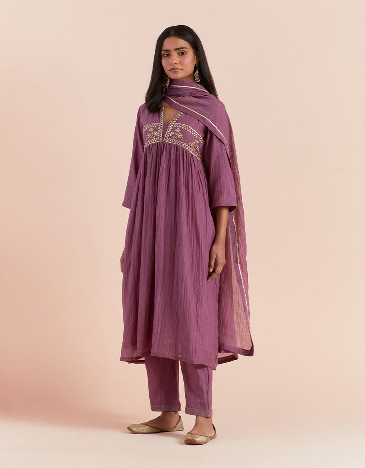 Purple embroidered soft chanderi kurta with pants and dupatta- Set of 3