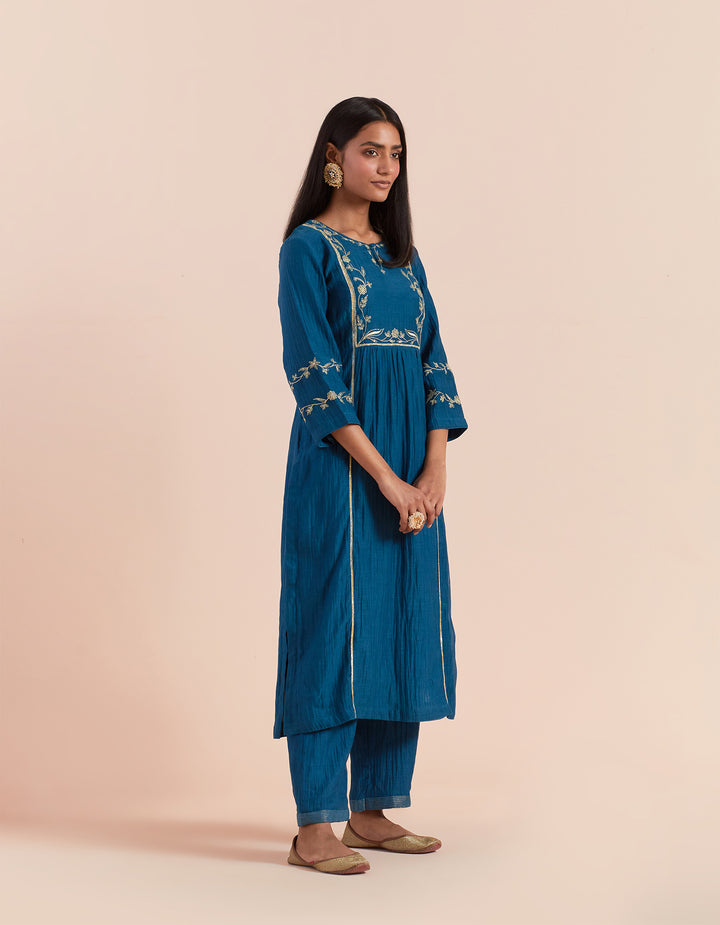 Dark Blue embroidered chanderi silk kurta with pants - Set of 2