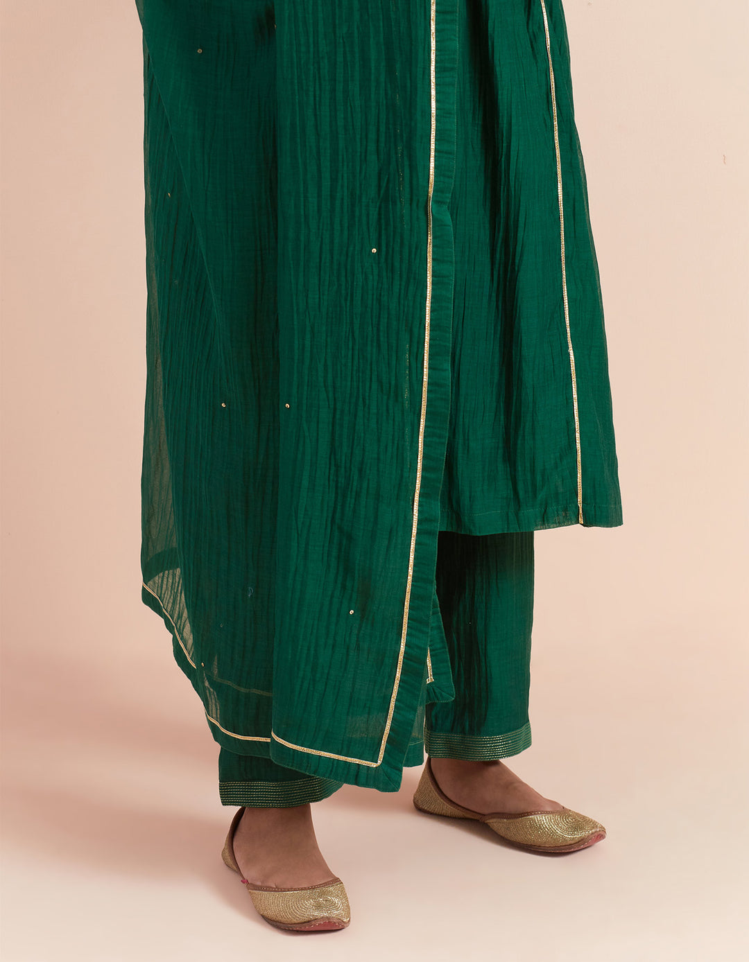 Green embroidered chanderi silk kurta with pants and dupatta- Set of 3