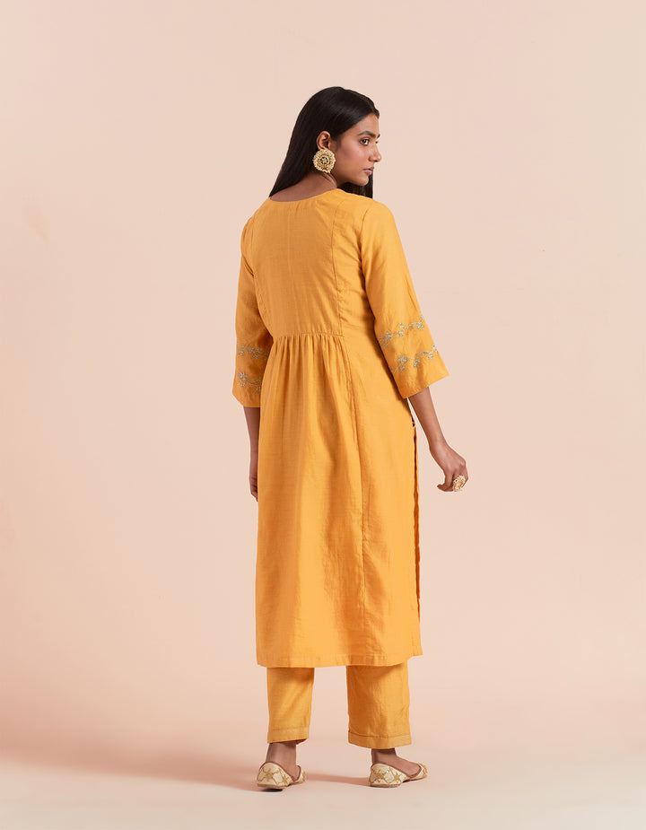 Mustard embroidered chanderi silk kurta with pants and dupatta- Set of 3