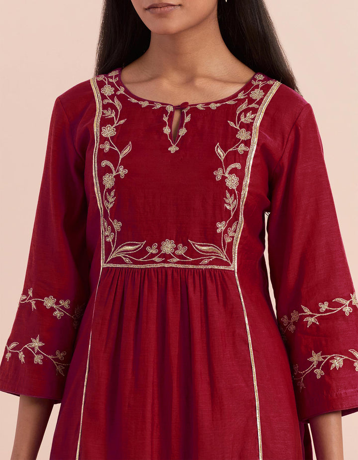 Red embroidered chanderi silk kurta