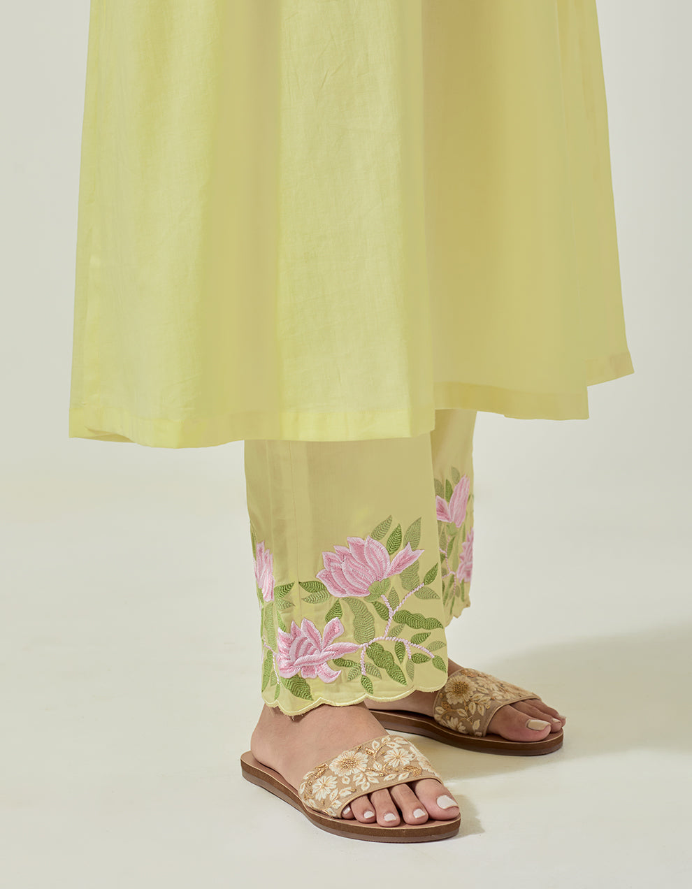 Yellow cotton kurta with pant and dupatta - Set of 3