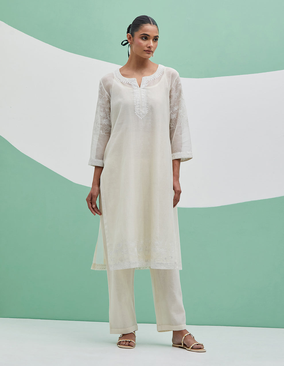 White chanderi kurta with pants and organza dupatta - Set of 3