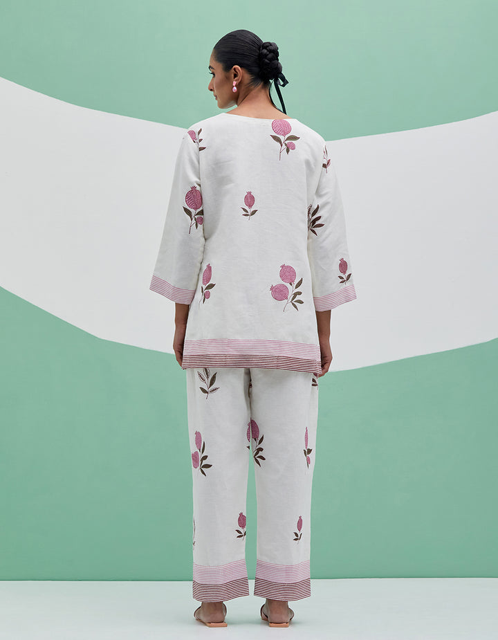 White-Pink linen kurta with pant - Set of 2