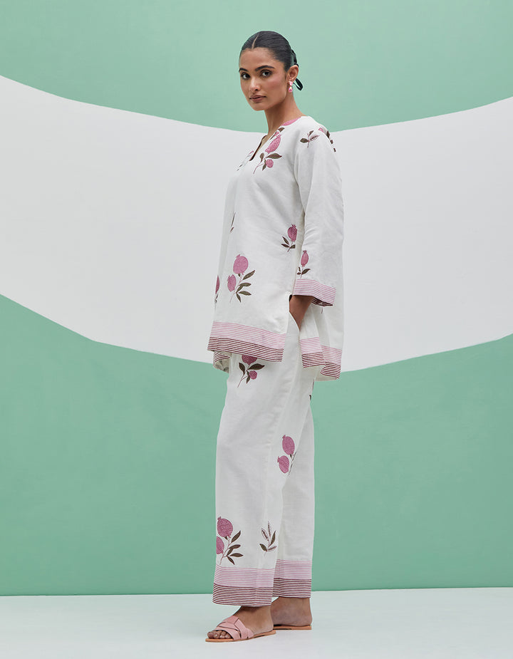 White-Pink linen kurta with pant - Set of 2