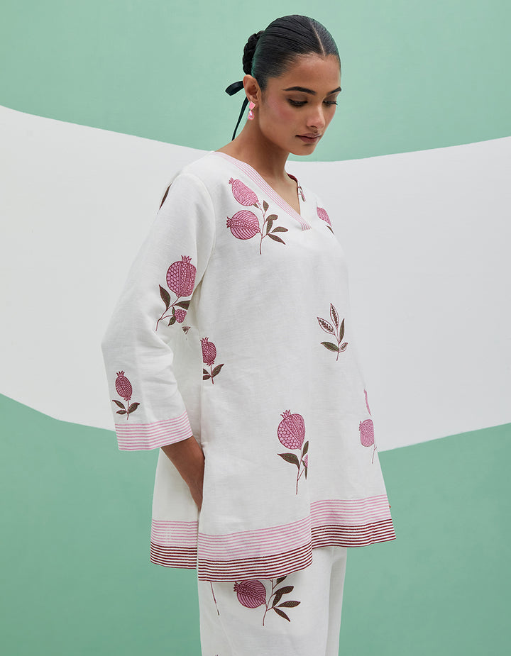 White-Pink linen kurta with pant - Set of 2