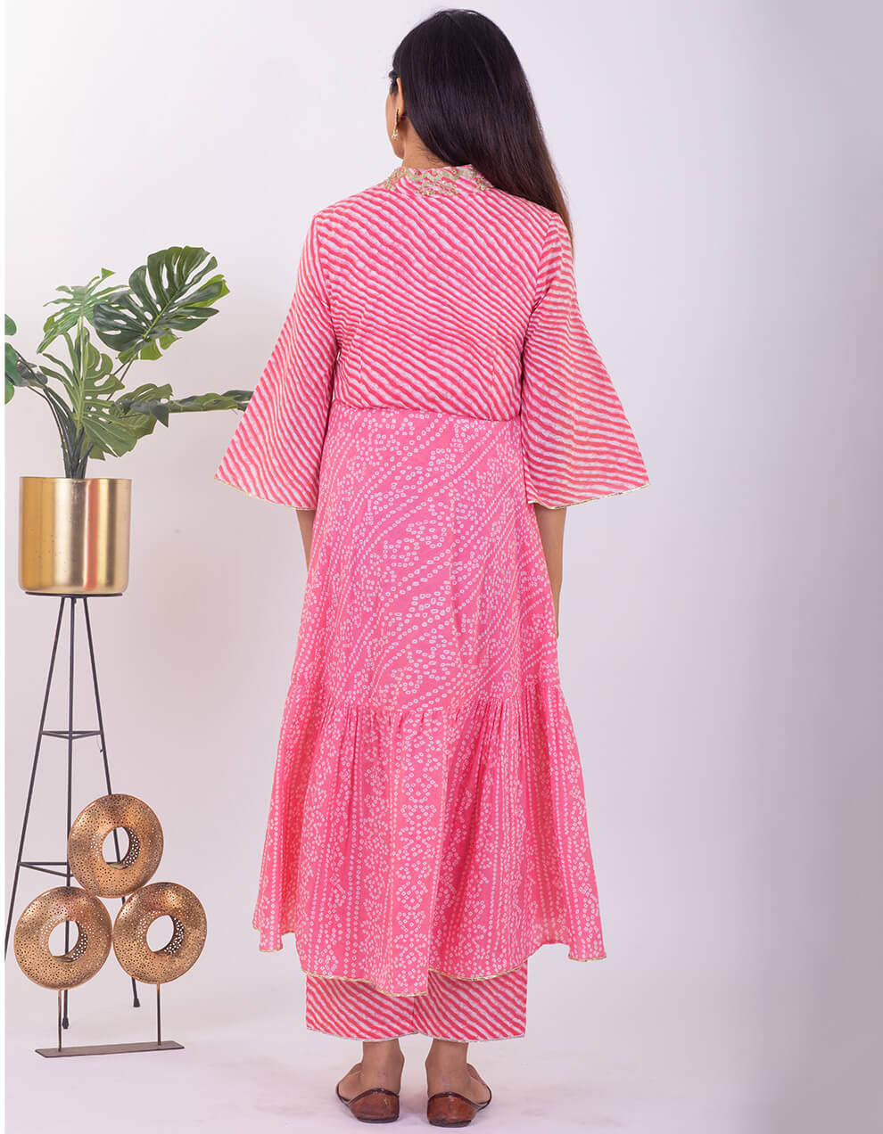 Buy-beautiful-light-pink-Leheriya-cotton-pants-designers-in-India-1