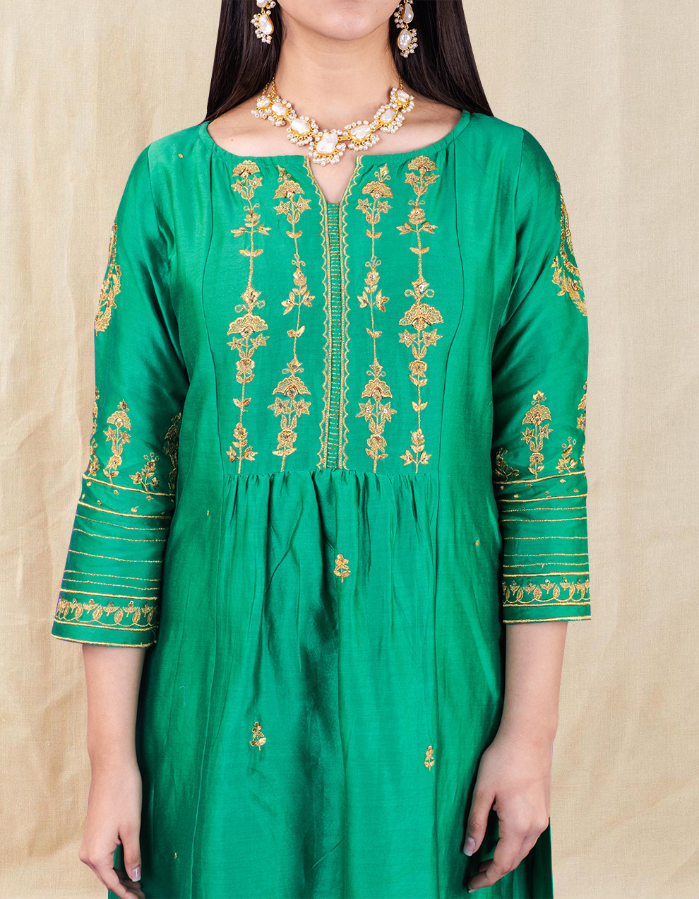 Find-best-quality-Green-chanderi-silk-kurta-with-silk-palazzo-and-organza-dupatta-designers-in-India-3