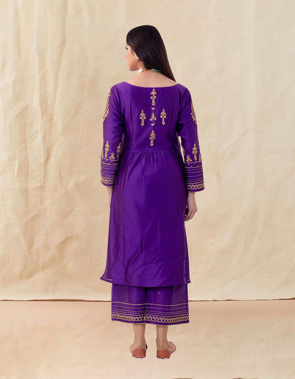 Top-brand-new-offers-on-Purple-hand-embroidered-chanderi-silk-kurta-designers-in-India-3