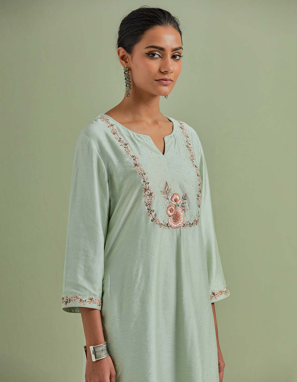 Green Embroidered Chanderi Silk Kurta with Pants and Cotton Dupatta-1