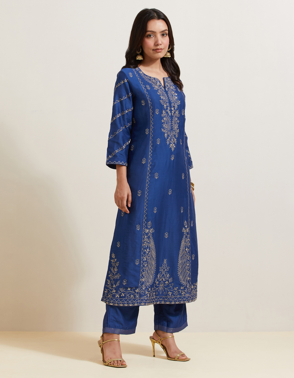 Blue embroidered chanderi silk kurta with pants - Set of 2-1