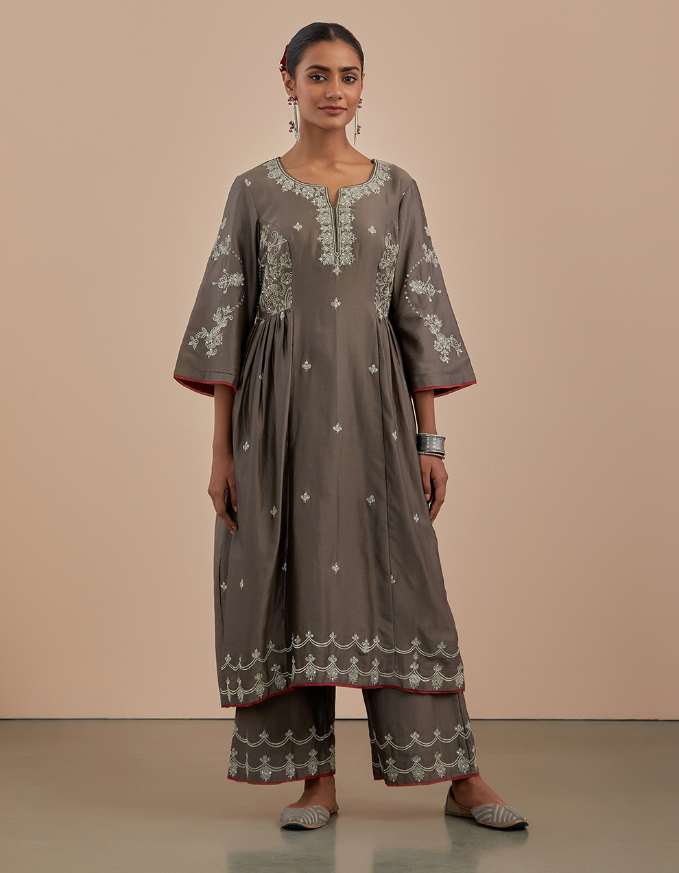 grey-embroidered-chanderi-silk-kurta