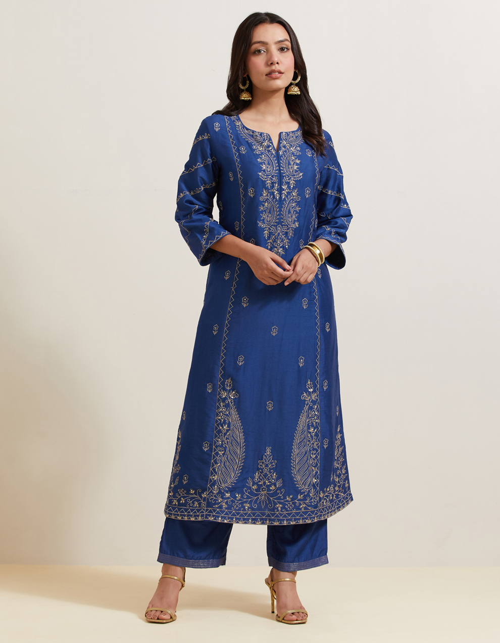 Blue embroidered chanderi silk kurta with pants - Set of 2